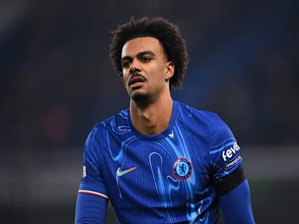 BĐ Bayern Munich: Rút lui khỏi thương vụ Renato Veiga