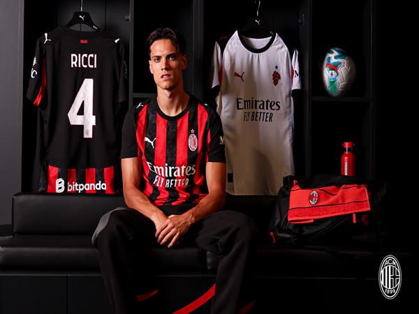 Theo dõi thành tích bóng đá của AC Milan từ trước đến nay