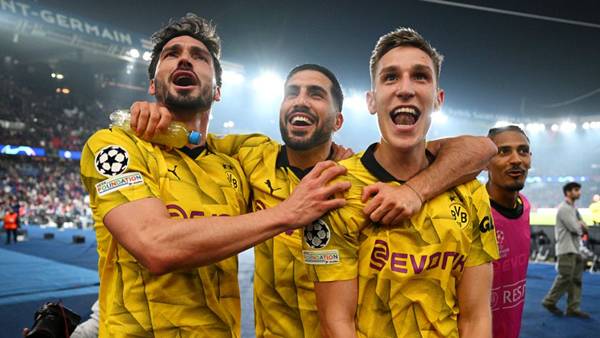 Hàng phòng ngự Dortmund Hàng phòng ngự Dortmund
