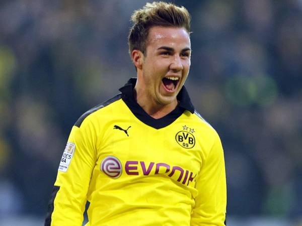 Tiền vệ Dortmund