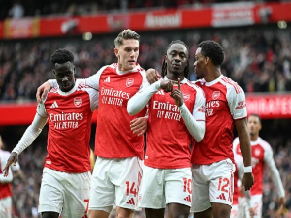 Arsenal của hiện tại: cứng cáp hơn, lì lợm hơn Arsenal của hiện tại: cứng cáp hơn, lì lợm hơn