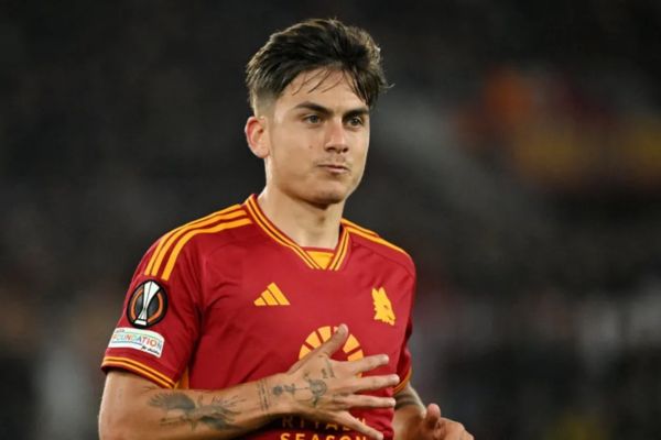 Dybala gây sốt khi liên tục ghi bàn và kiến tạo cho Roma