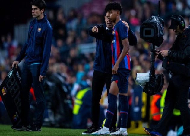 Lamine Yamal chính thức ra sân trong trận đấu với Betis tại La Liga Lamine Yamal - Thần Đồng Tuổi 16 Và Bước Tiến Bùng Nổ Tại Barcelona