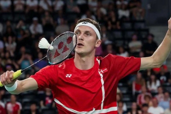 Viktor Axelsen Đan Mạch là biểu tượng ổn định cầu l.ông hiện đại