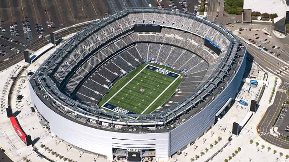 Kích thước sân và kiến trúc hiện đại của MetLife Stadium