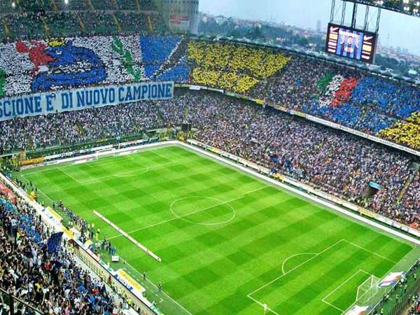 Sức chứa của sân Giuseppe Meazza