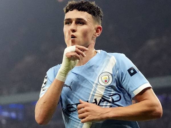 Tin Man City: Pep Guardiola tự tin giữ chân Phil Foden Tin Man City: Pep Guardiola tự tin giữ chân Phil Foden